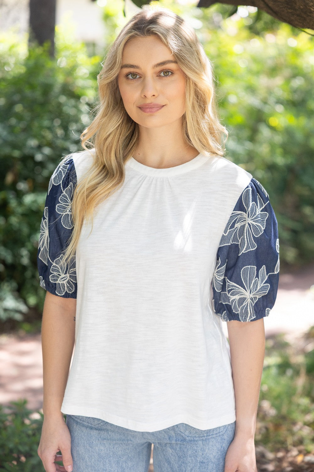 Cory Embroidered Puff Top