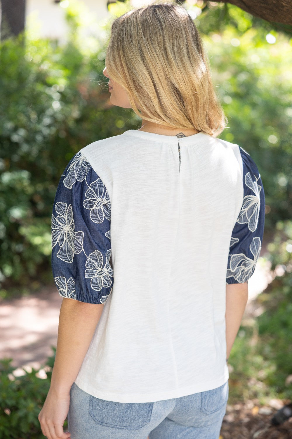 Cory Embroidered Puff Top
