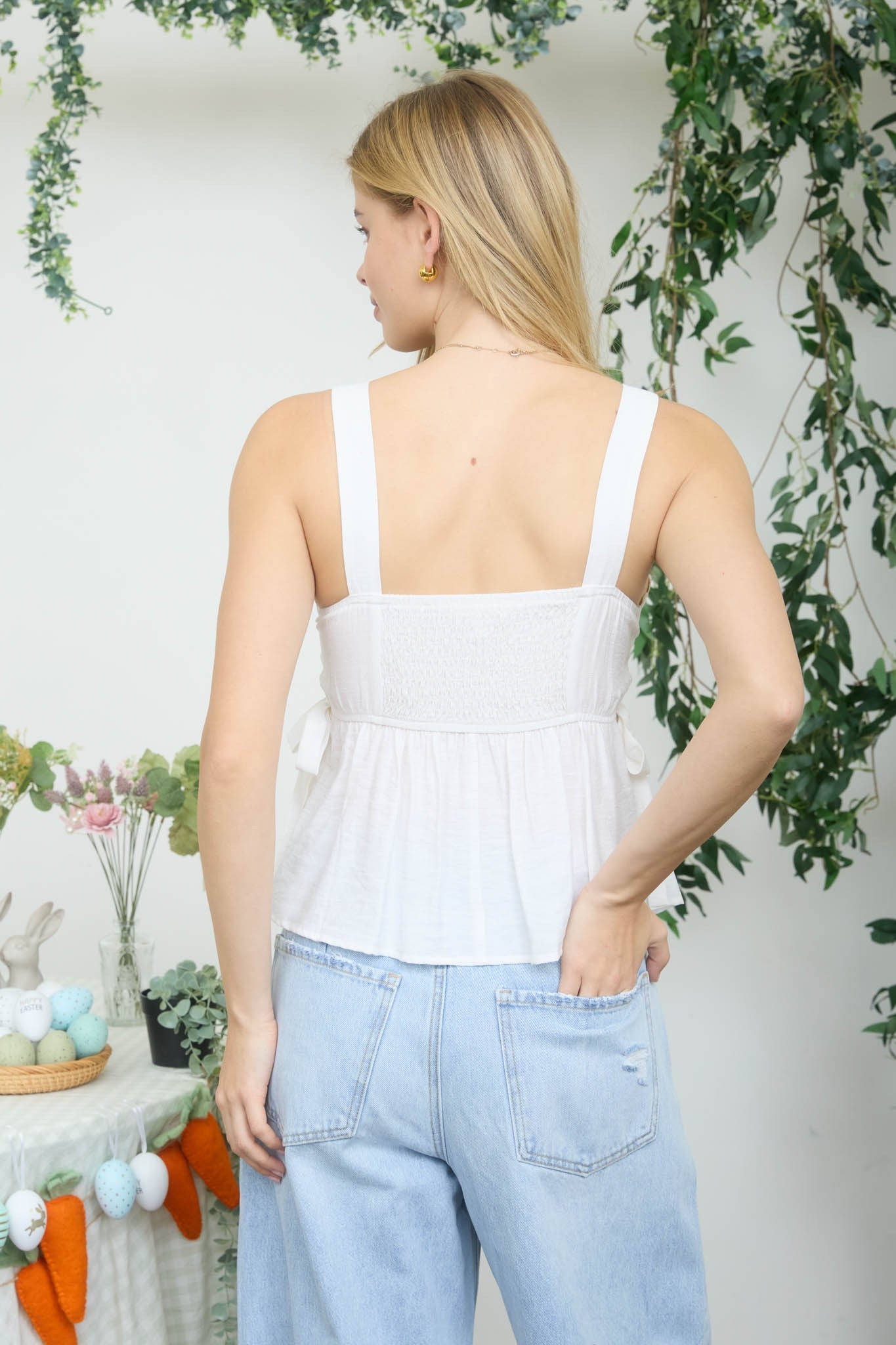 Evie Floral Embroidered Scallop Tank
