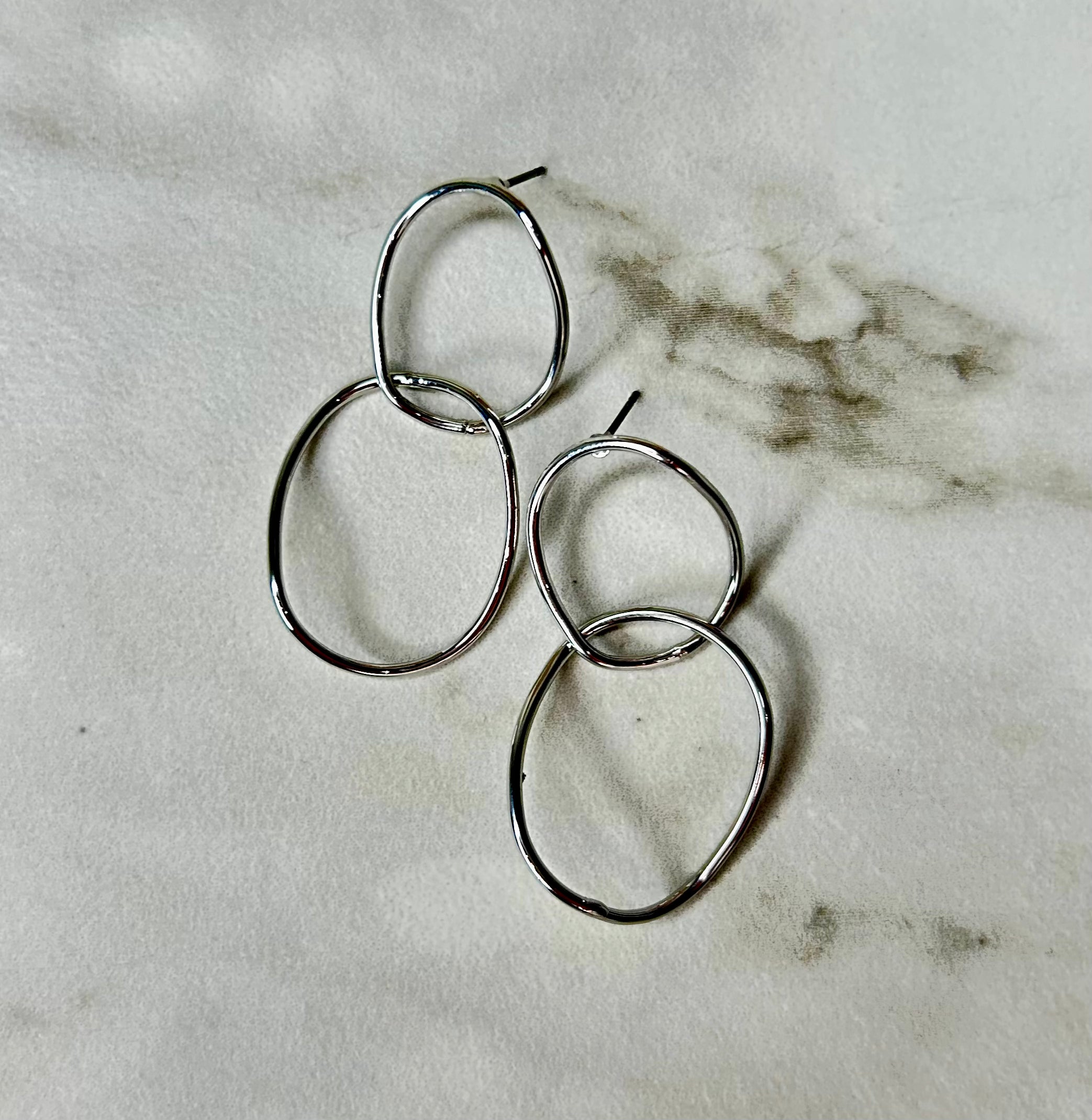 Linked Circle Earrings