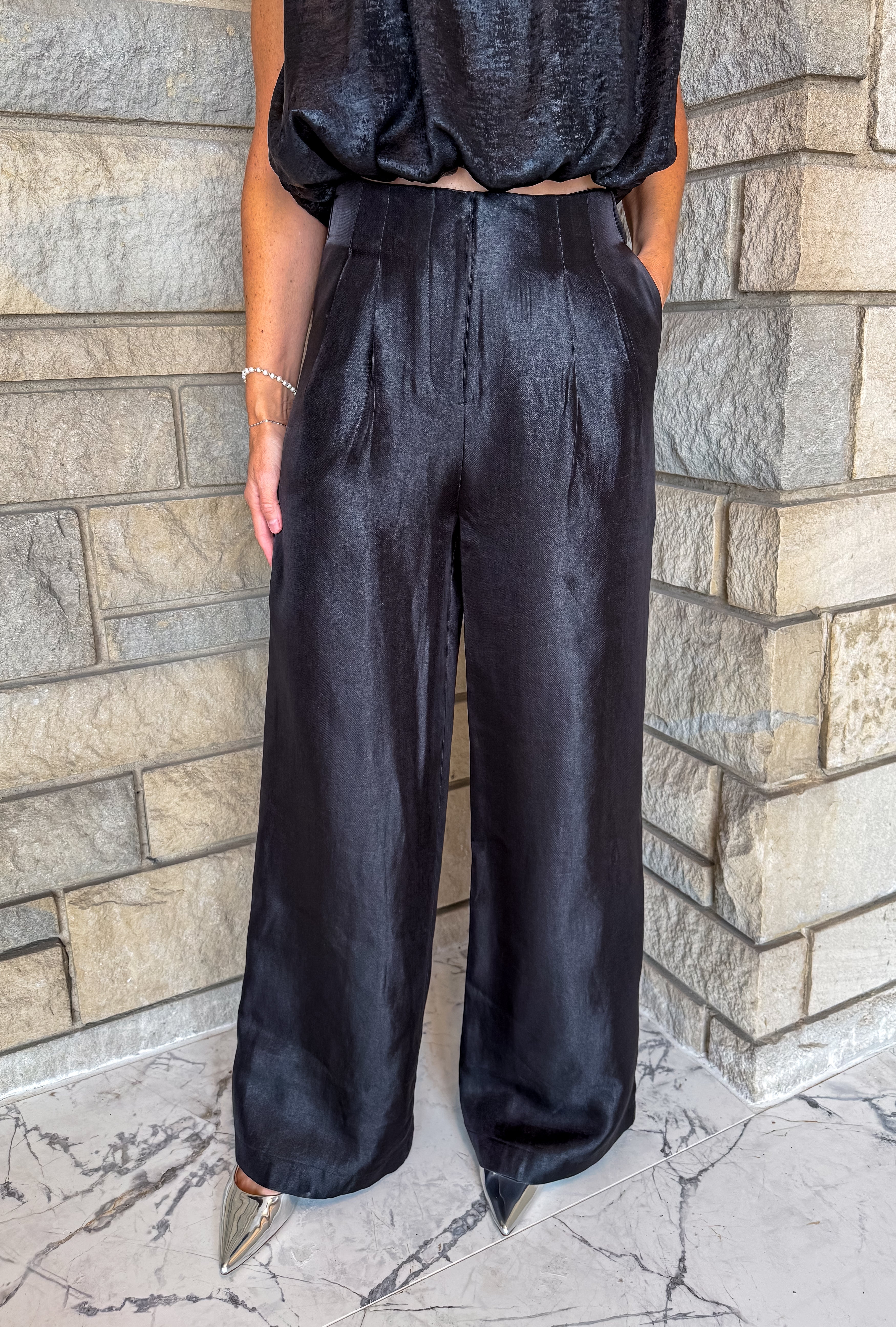 Linnet Shimmery Wide Leg Pants