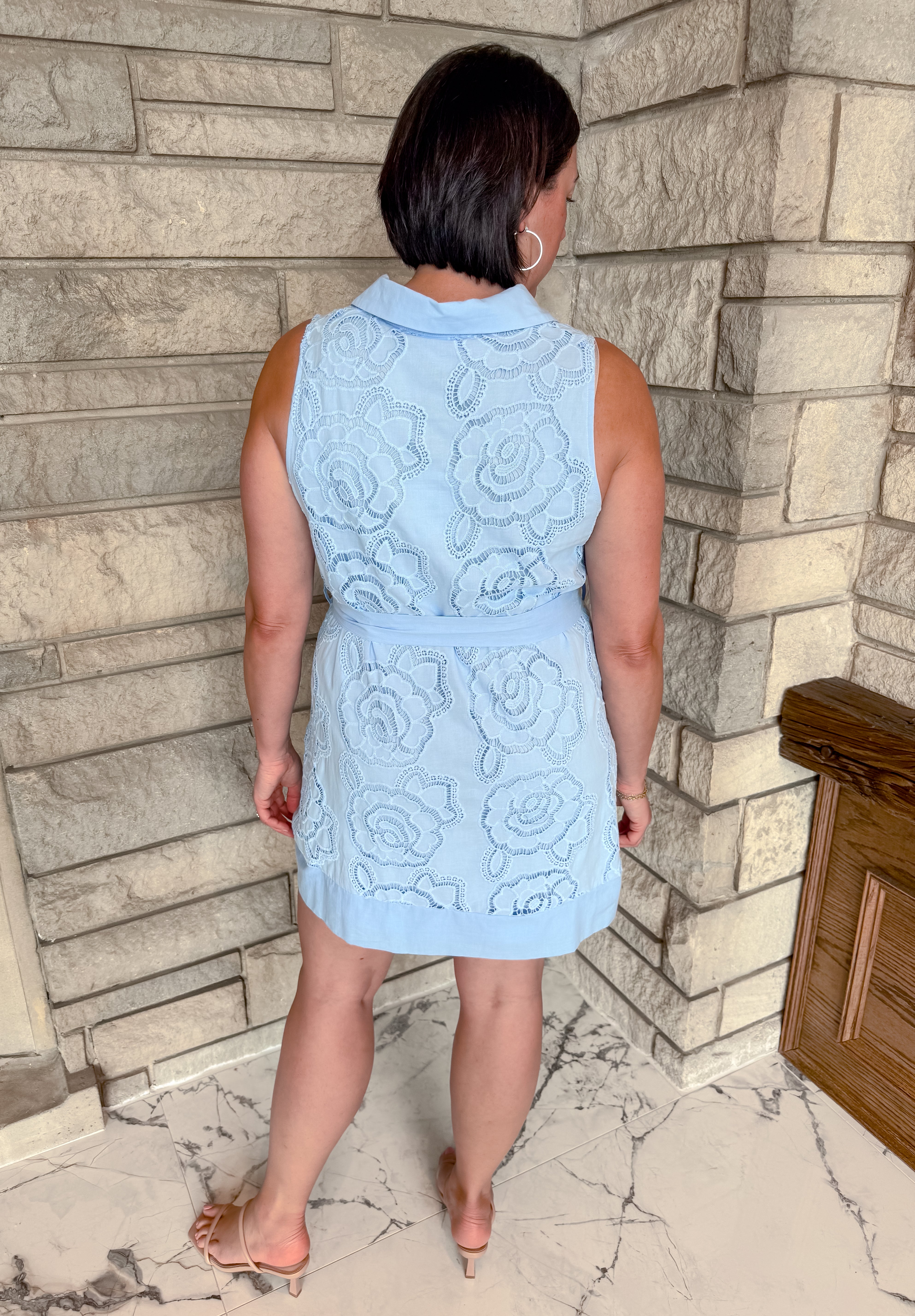 Jayden Sleeveless Lace Tie Dress