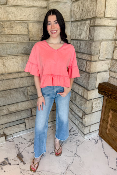 v neck t-shirt
mineral washed
peplum hem
mini ruffle trim short bell sleeves