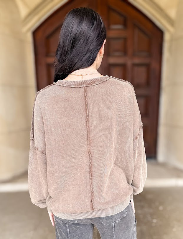 Avril Washed Pocket Sweatshirt