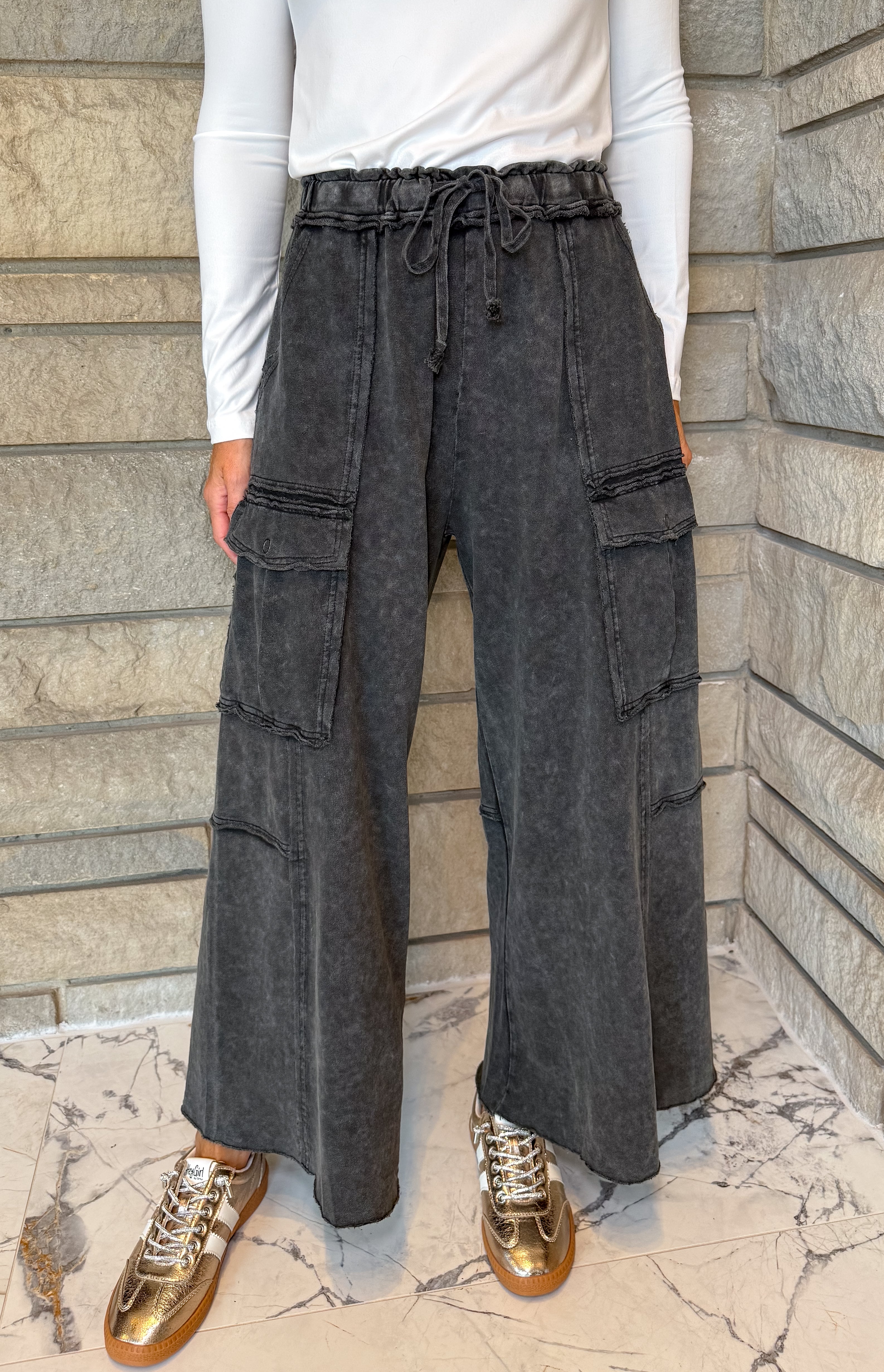 Dalary Washed Wide Cargo Pants