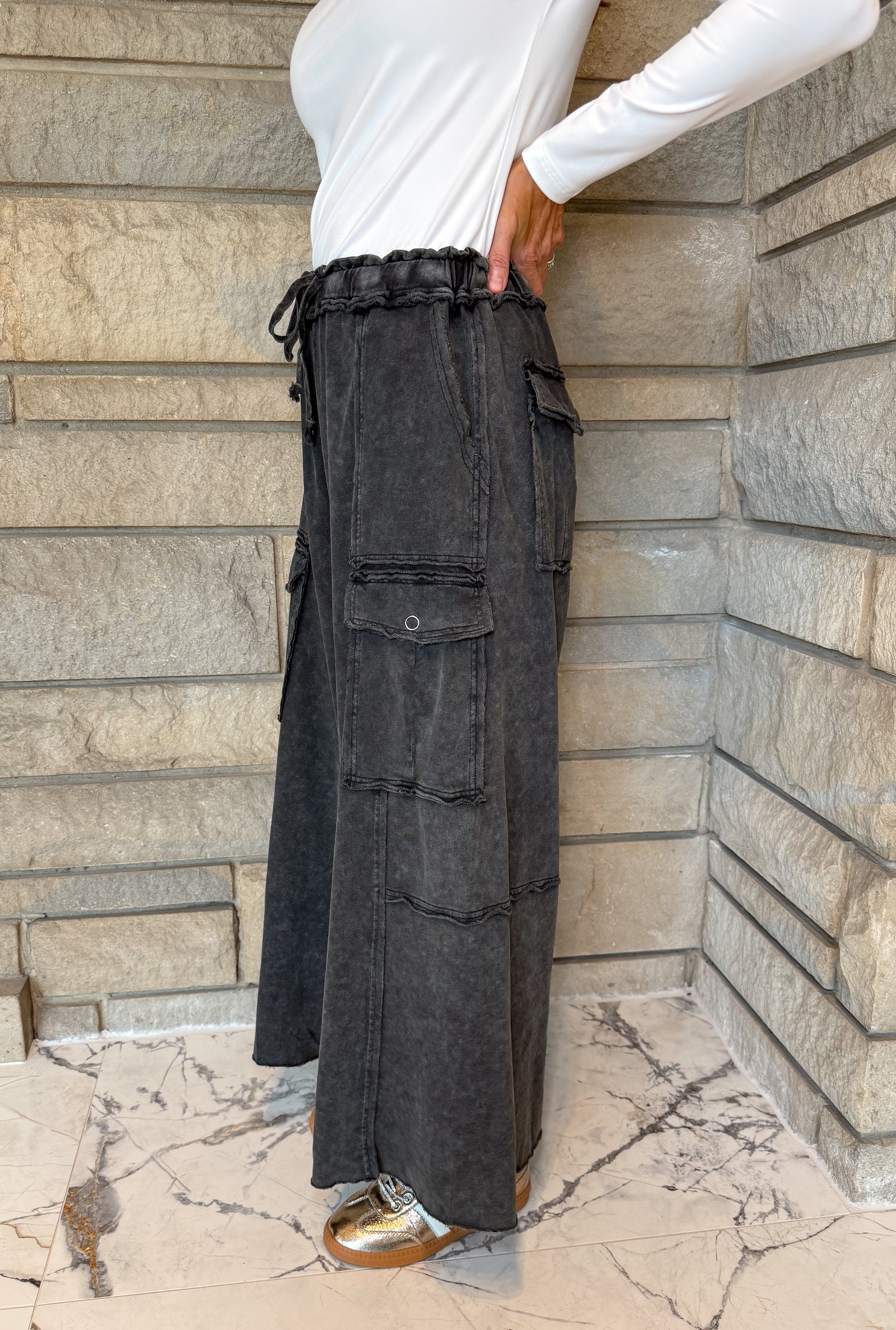 Dalary Washed Wide Cargo Pants