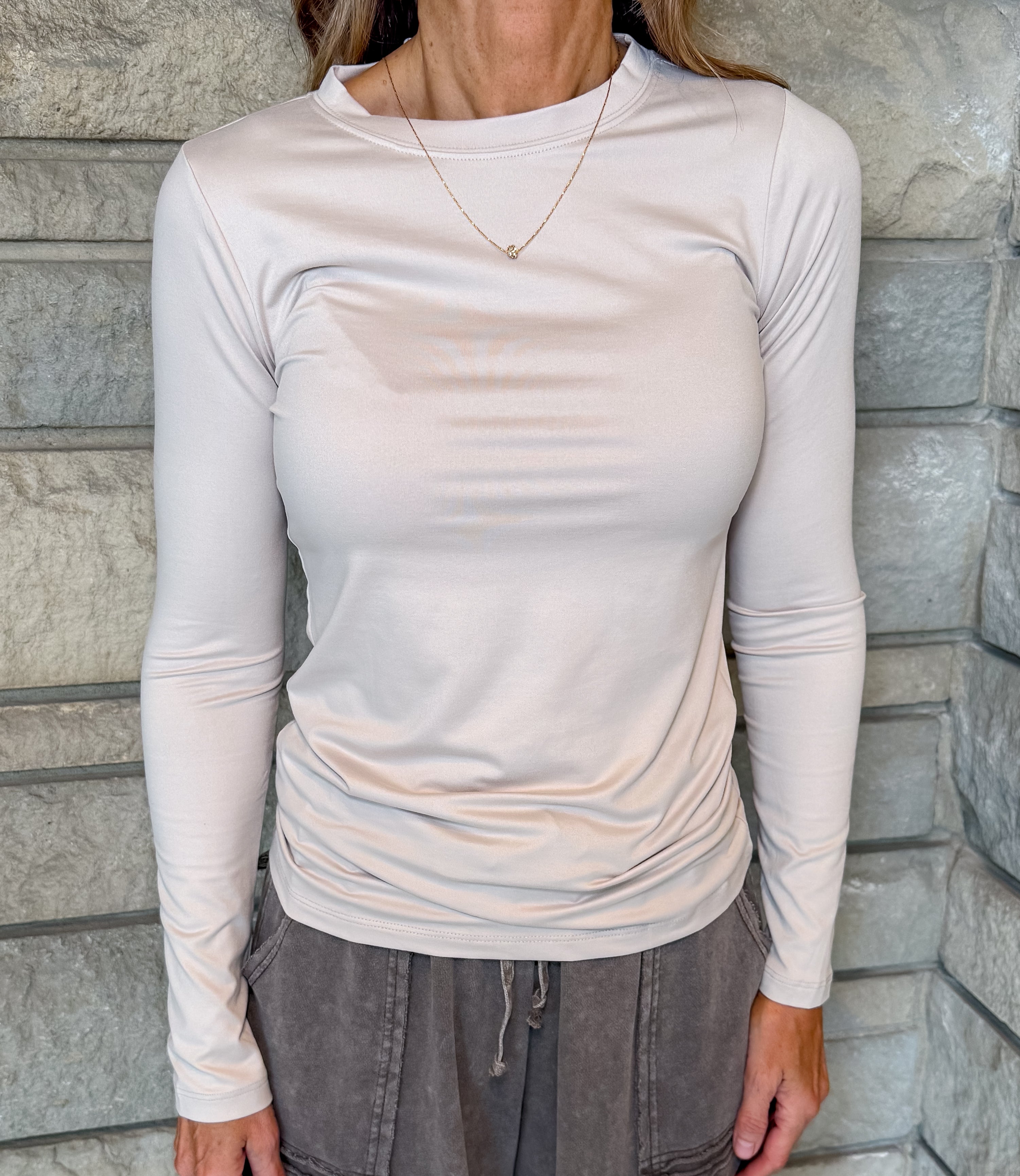 Pia Fitted Longsleeve Tee