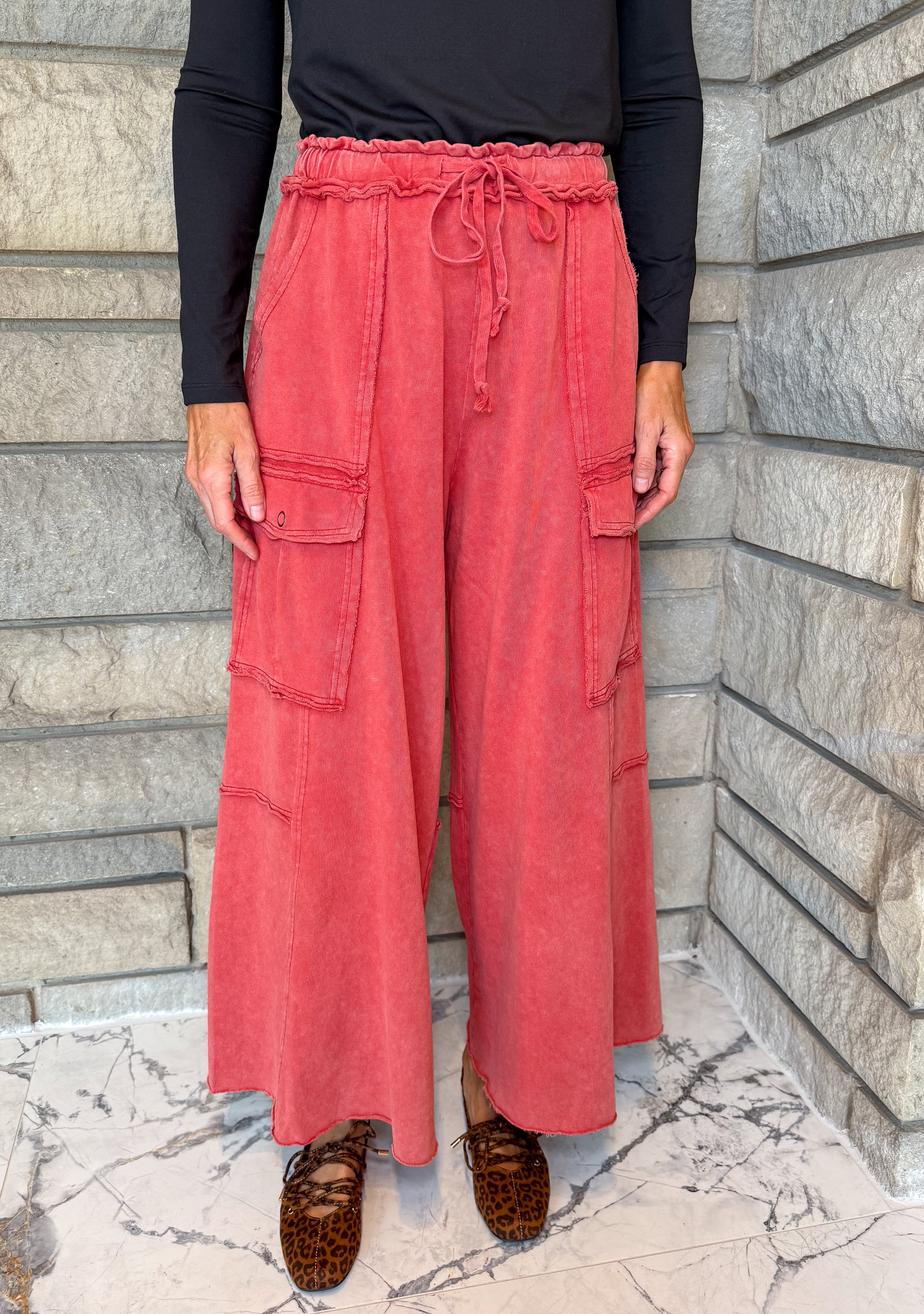Dalary Washed Wide Cargo Pants