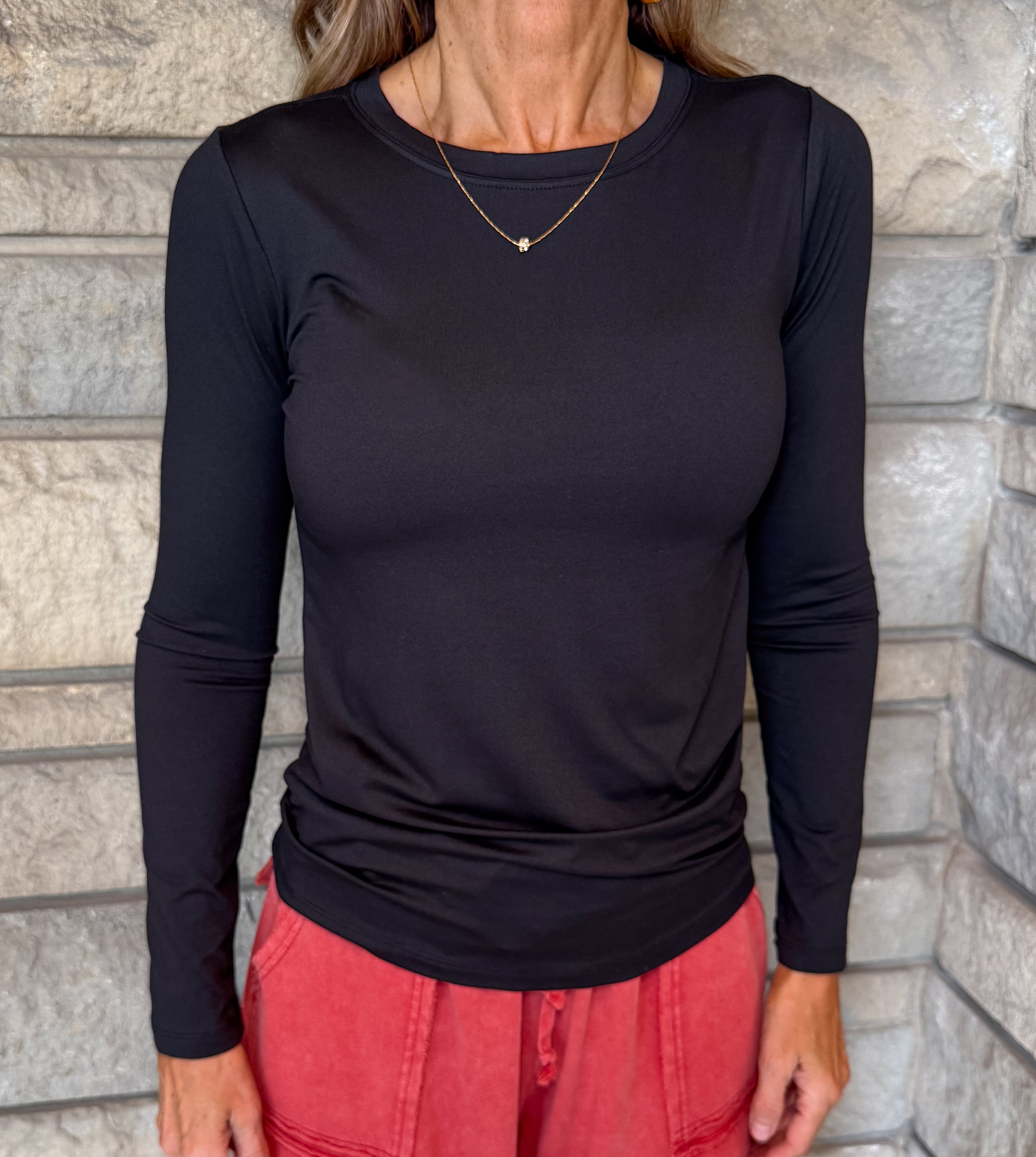 Pia Fitted Longsleeve Tee