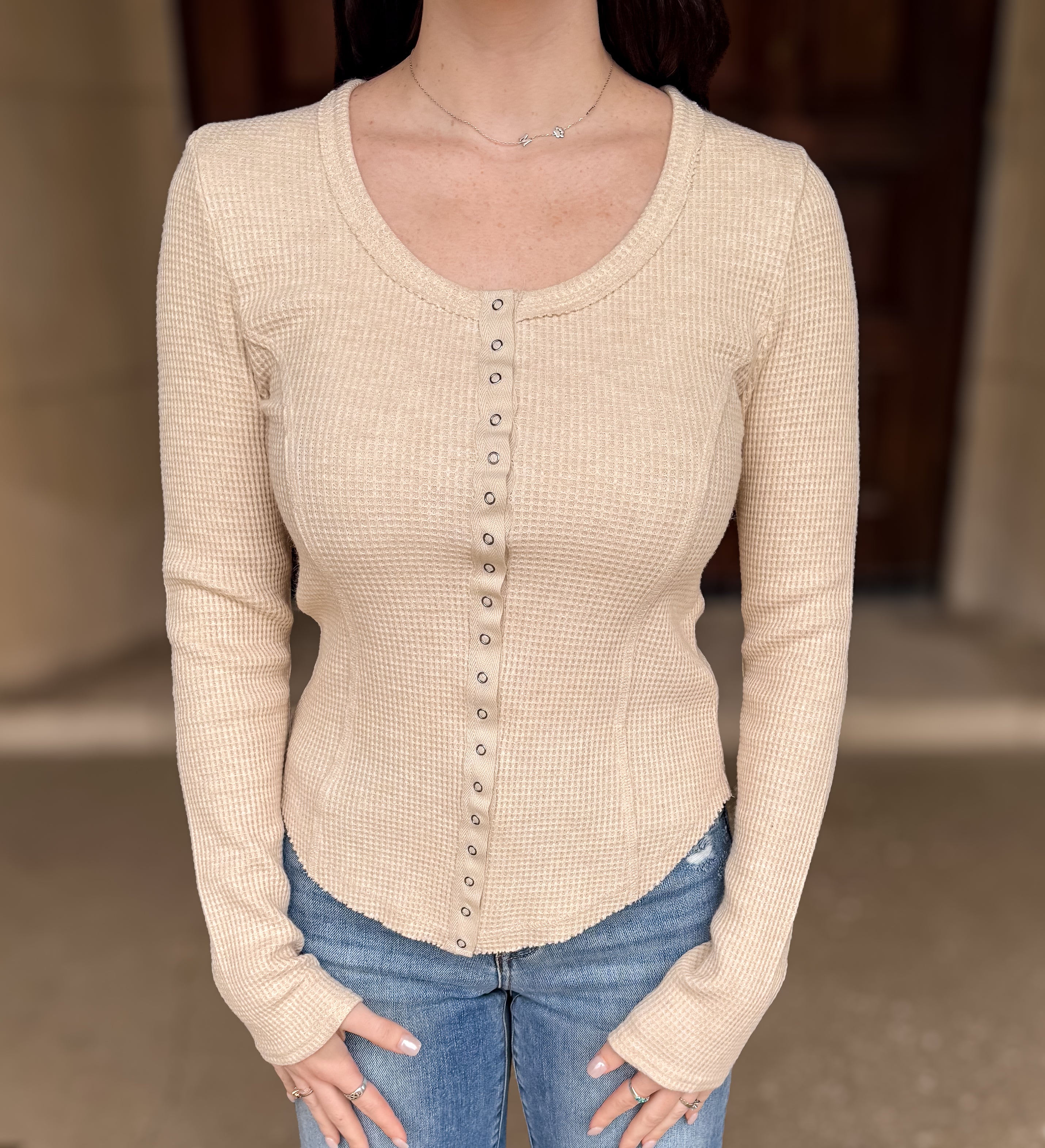 Lettie Snap Front Henley Topo