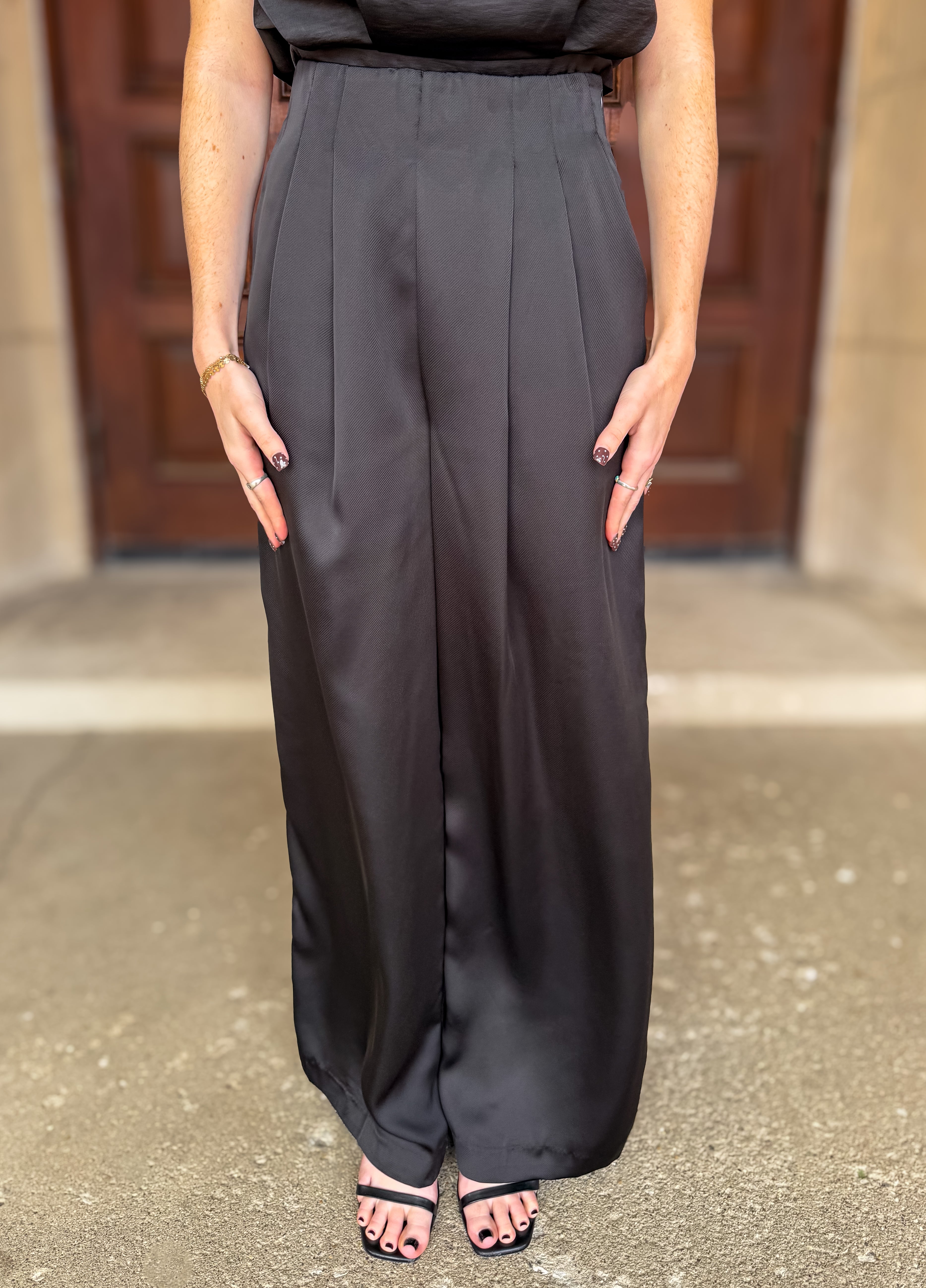 Stella Pleated Wide Leg Pants