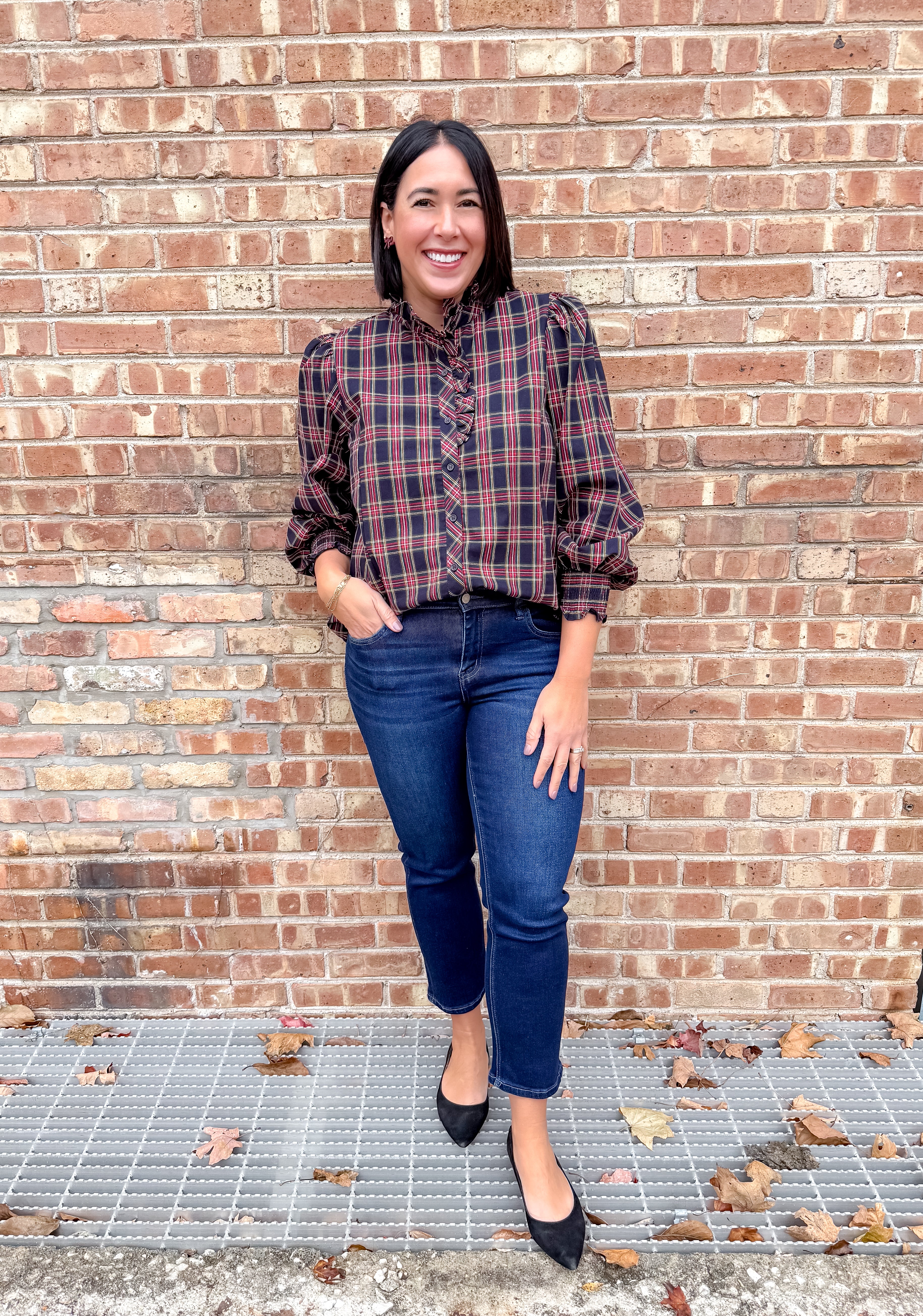 plaid top
mini ruffle plaid top
button top