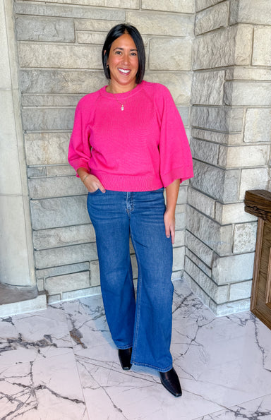 Raglan sweater
Hot Pink sweater
3/4 wide sleeve sweater