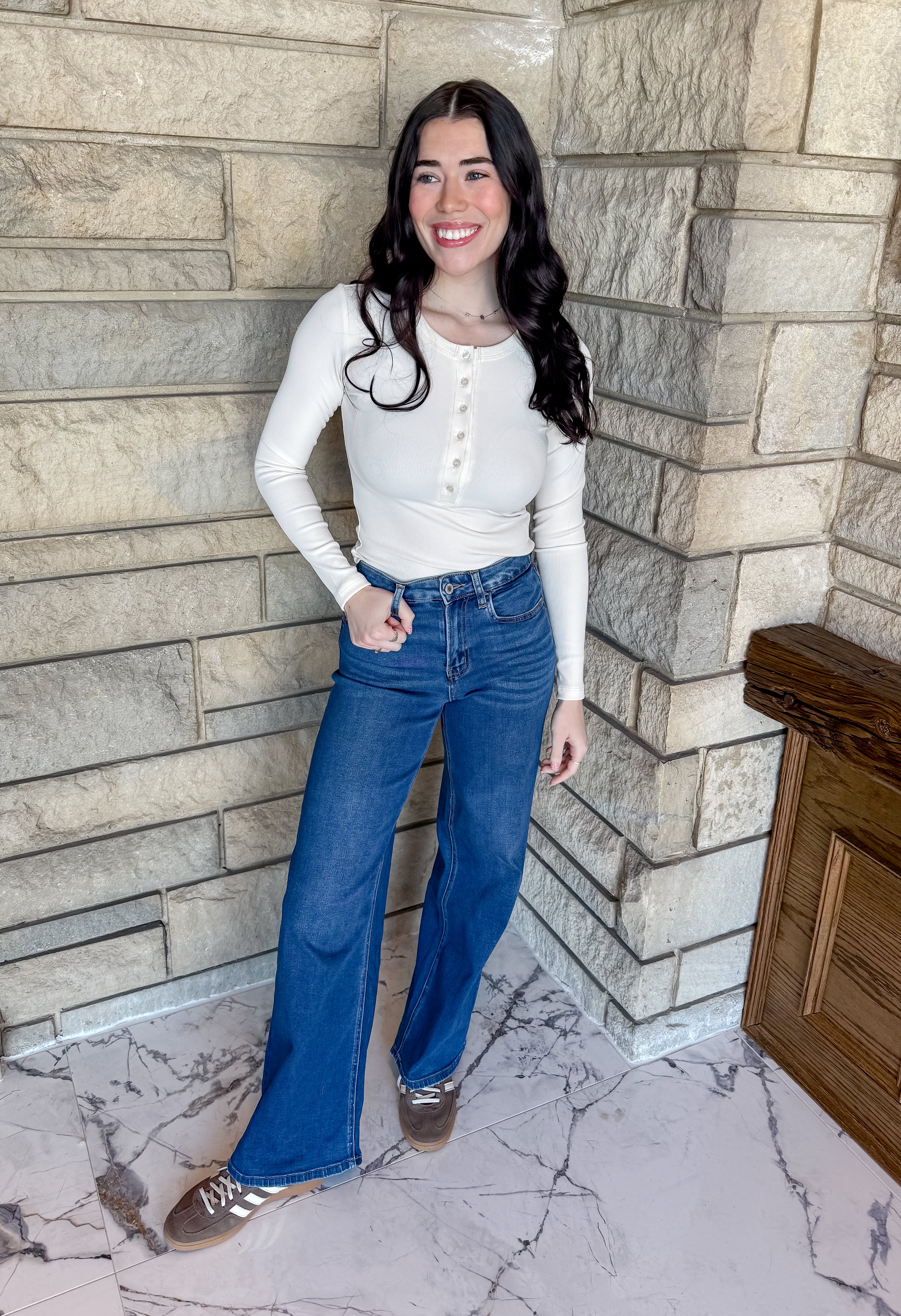 round neck top
button front top
fitted ribbed top