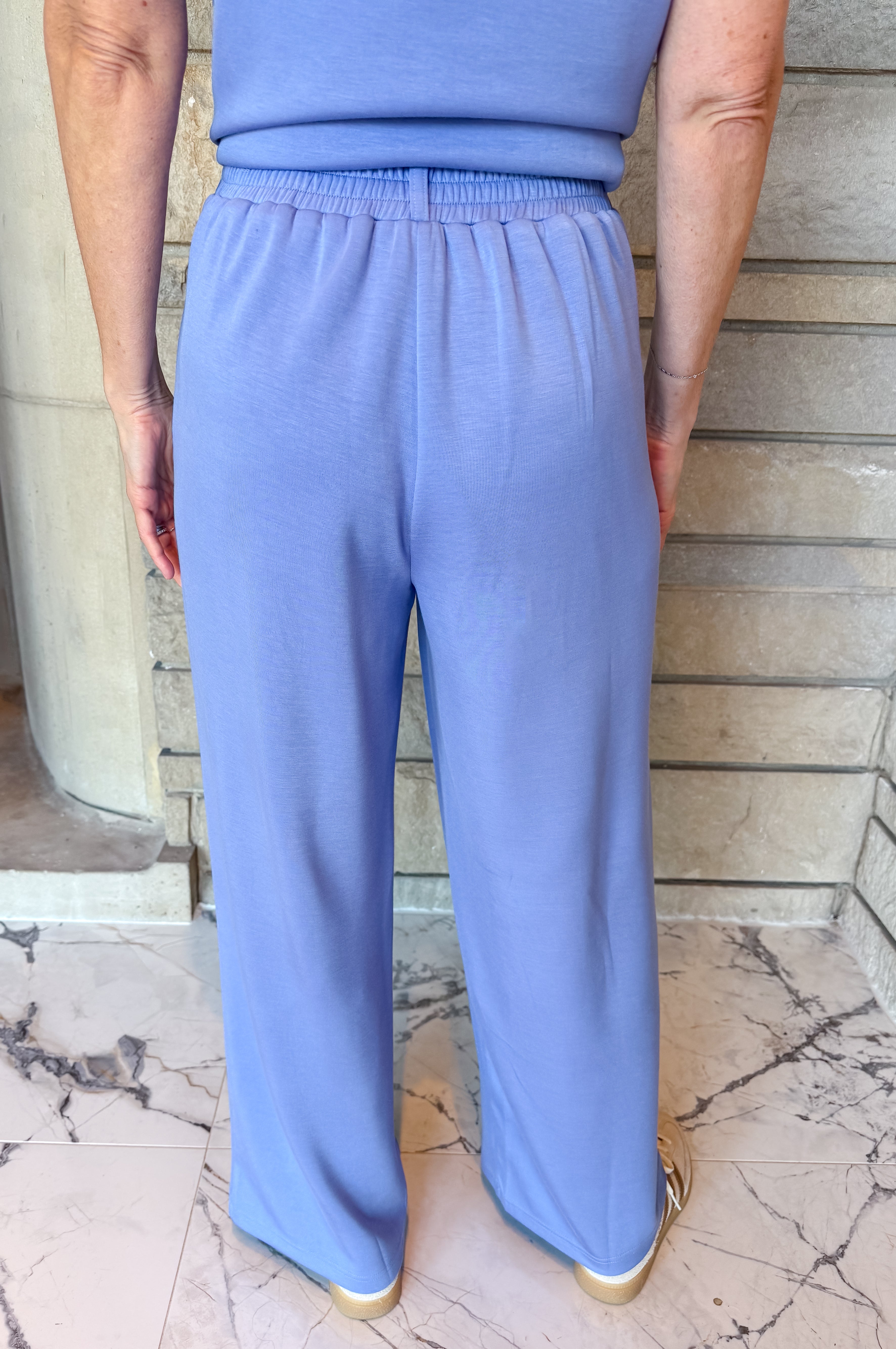 Jovie Sleeveless Mock Neck Set