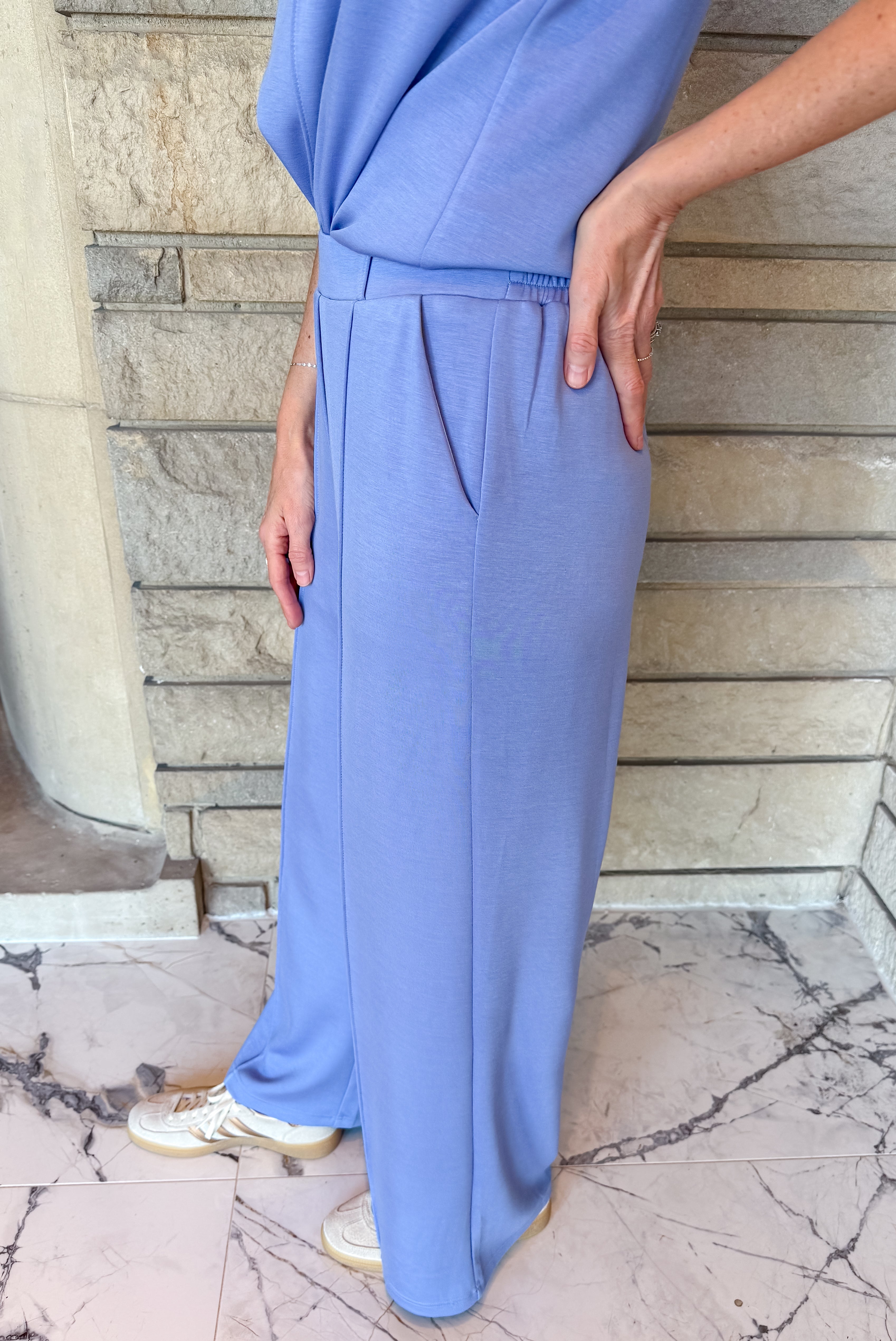 Jovie Sleeveless Mock Neck Set