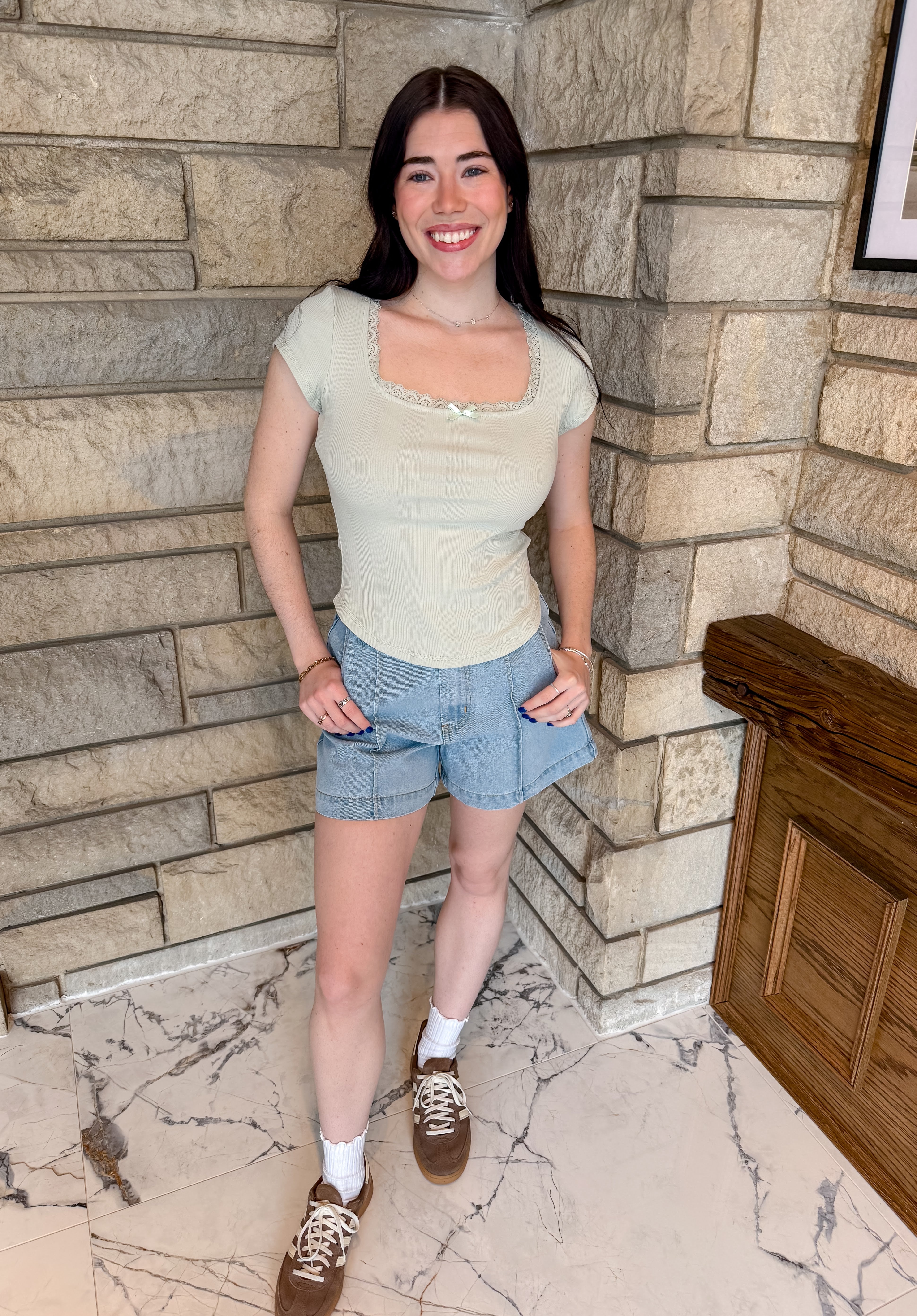 Lindy Lace Trim Ribbed Tee