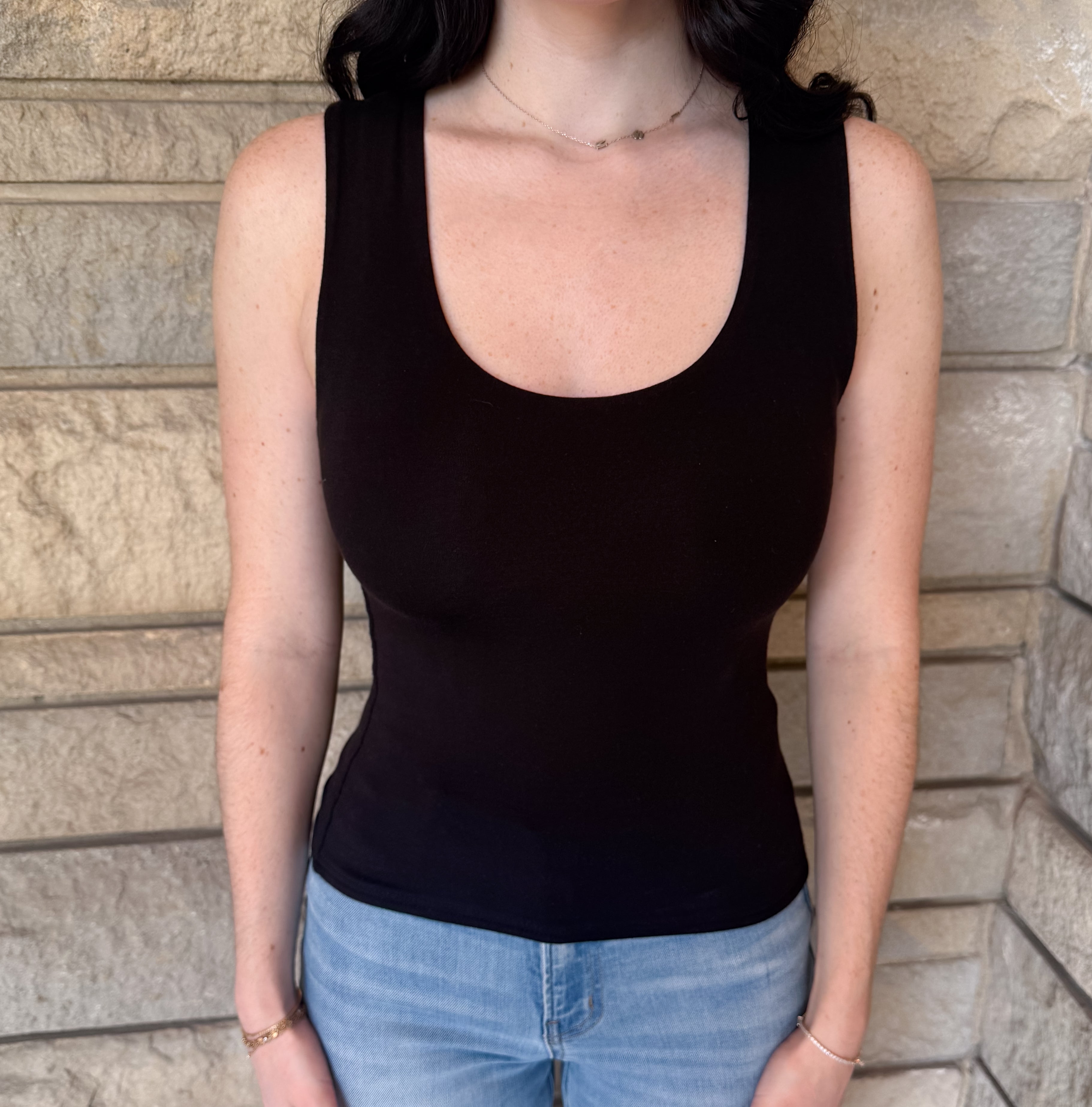 Ana Scoop Tank