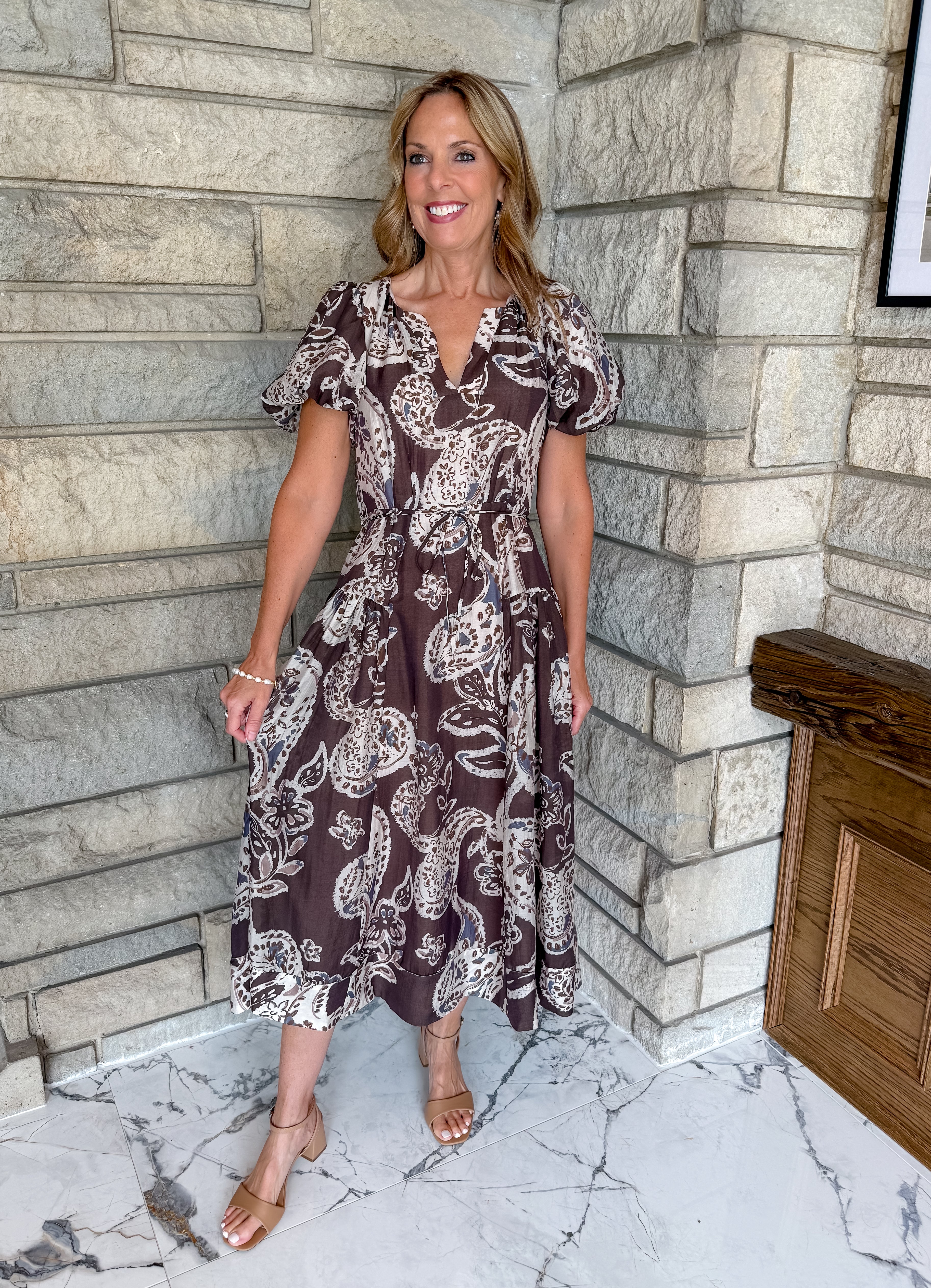 Brown with cream paisley print short puff bubble sleeves and self tie belt midi length
