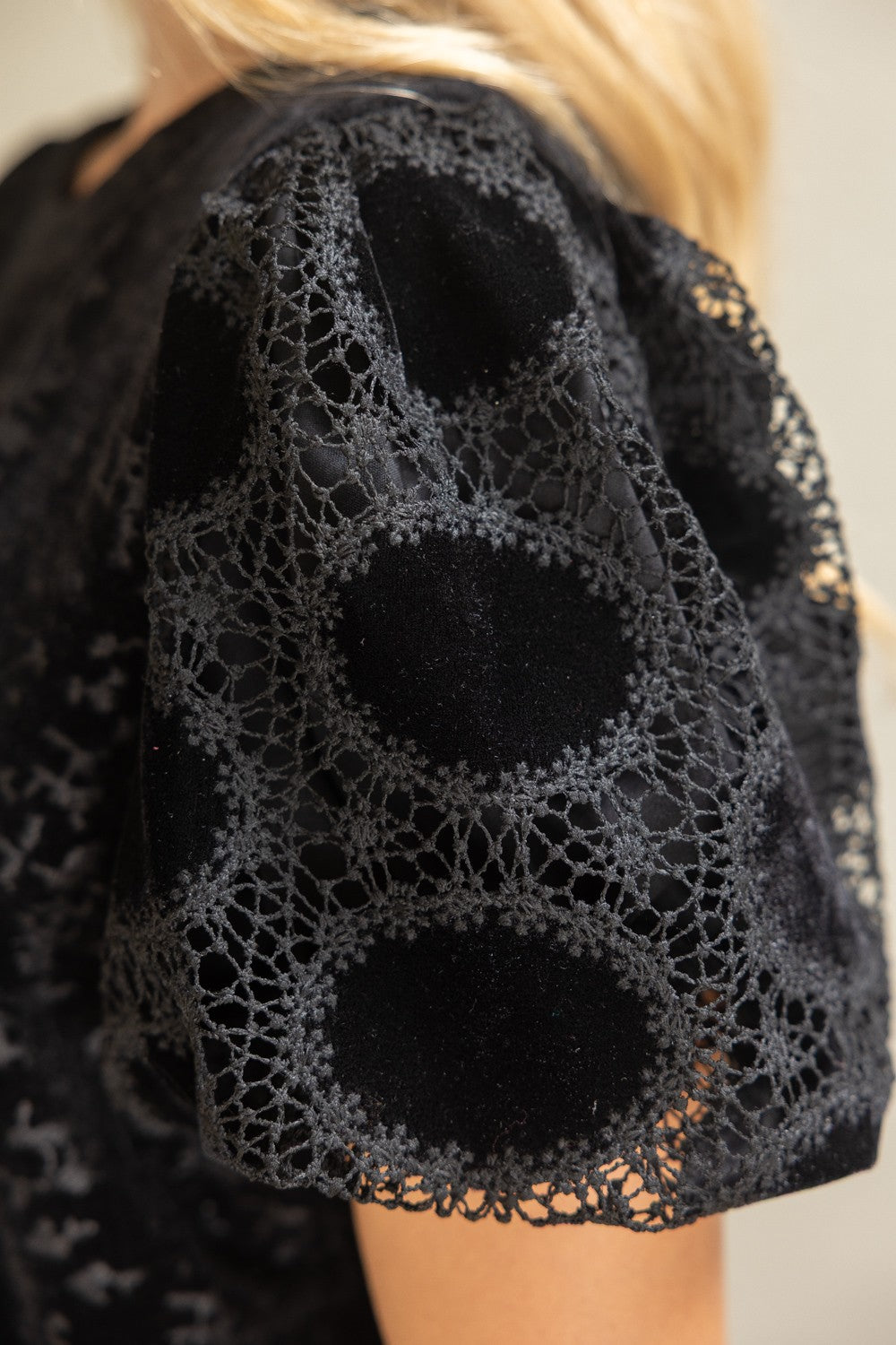 Kaylee Velvet Lace Sleeve Top