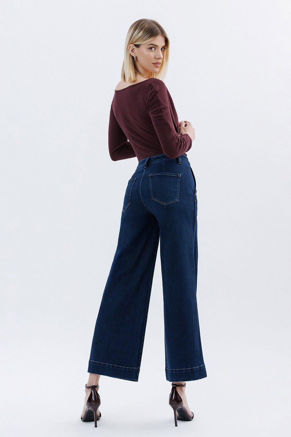 Mallory H. Rise Wide Ankle Jeans