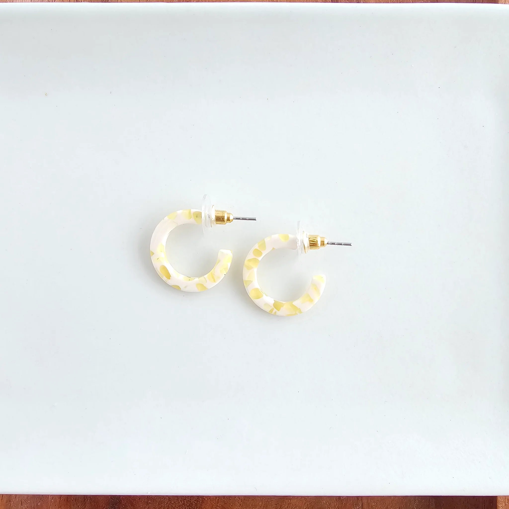 Micro Cam Mini Hoops Buttercream