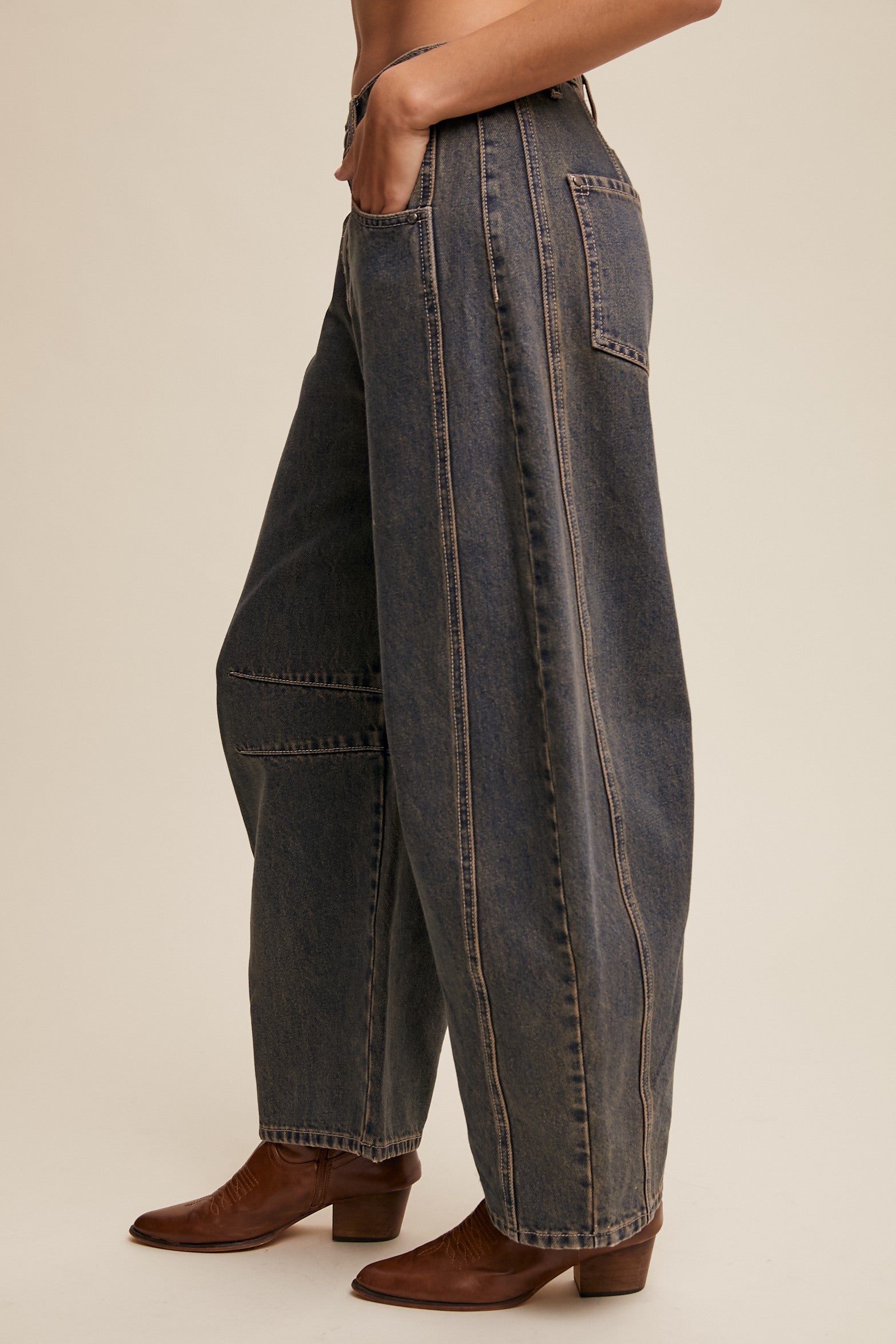 Reagan Baggy Barrel Jeans