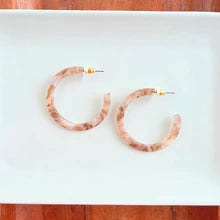 Camy Hoop Earrings Shimmering Taupe