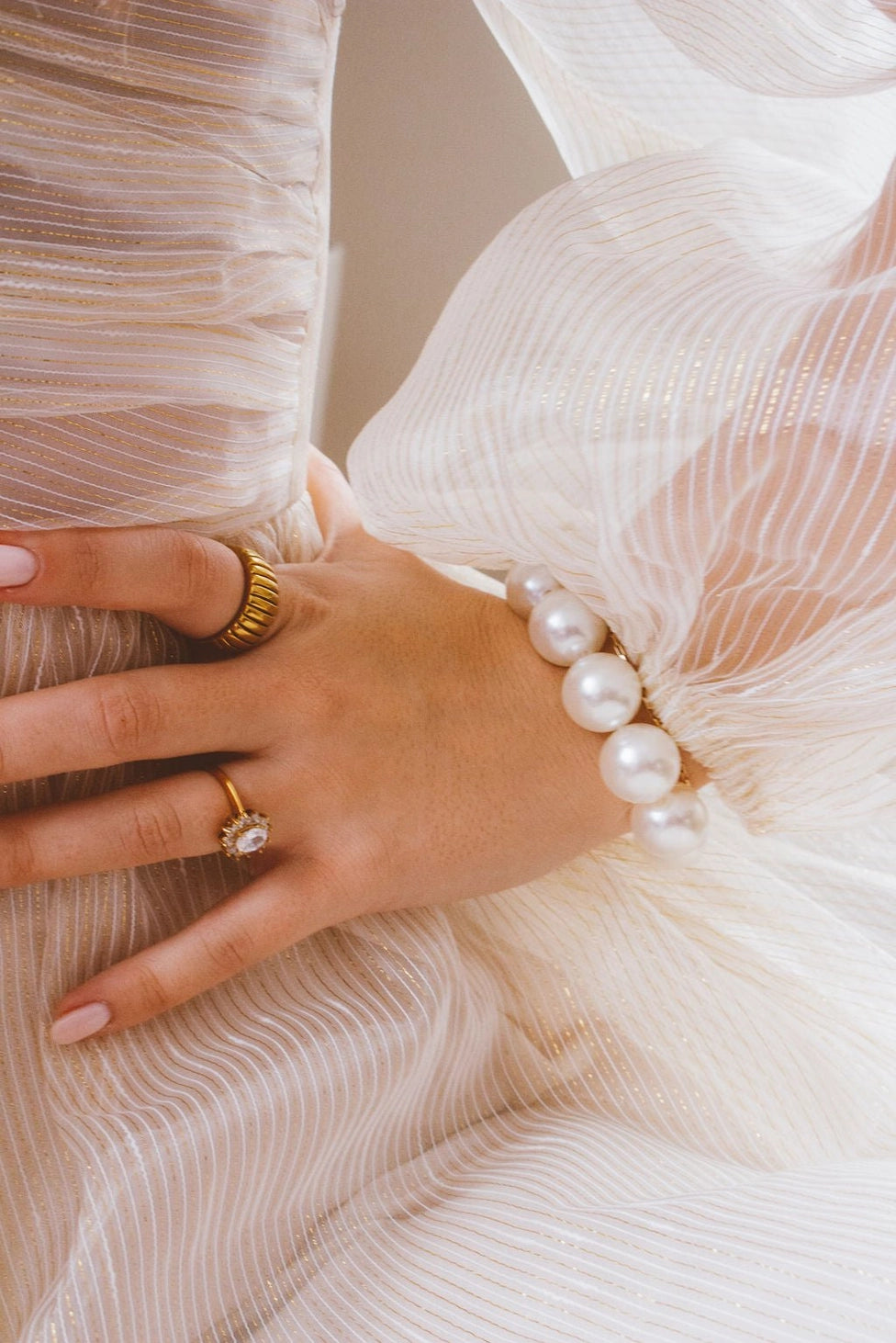 Chunky Pearl Hair Tie