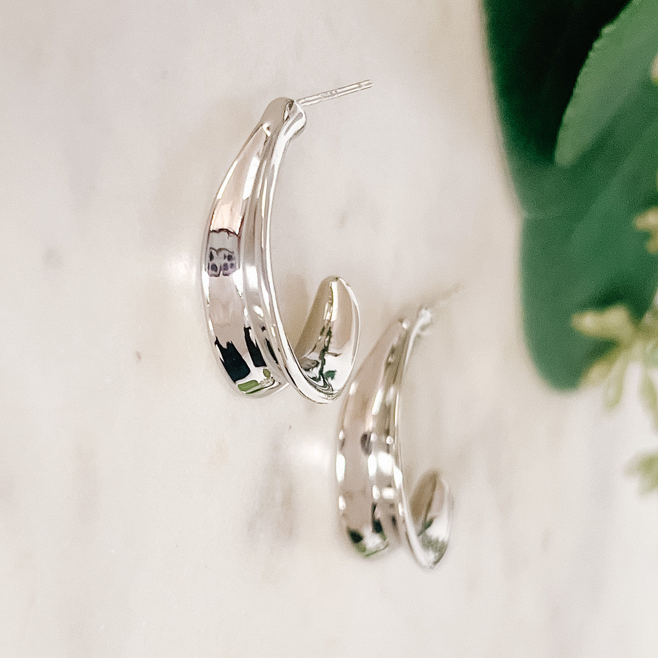 Curved Oval Hoops