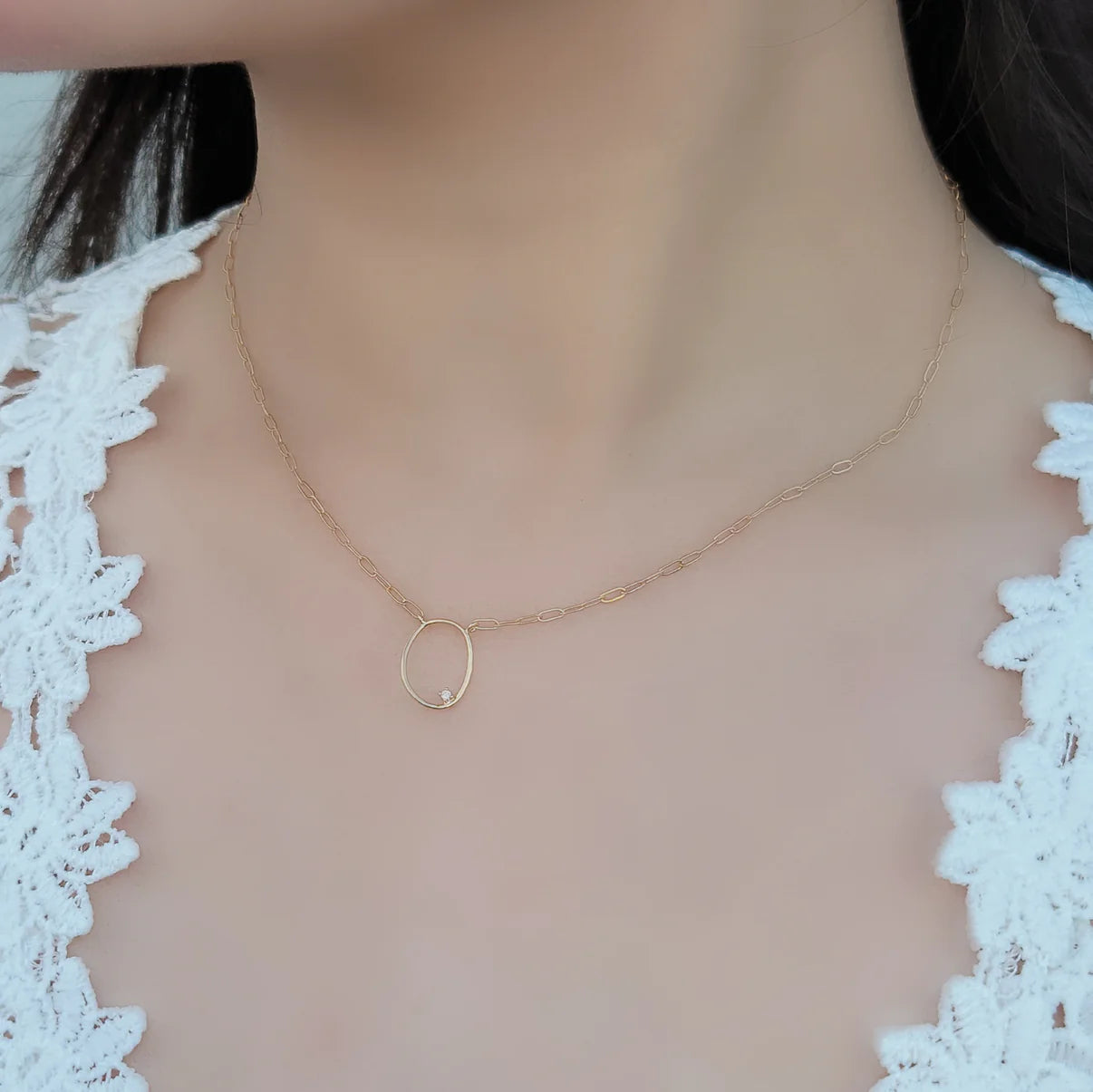 Dainty Oval Chain Necklace
