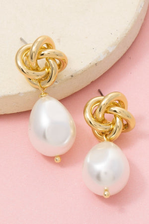 Knot Pearl Earrings