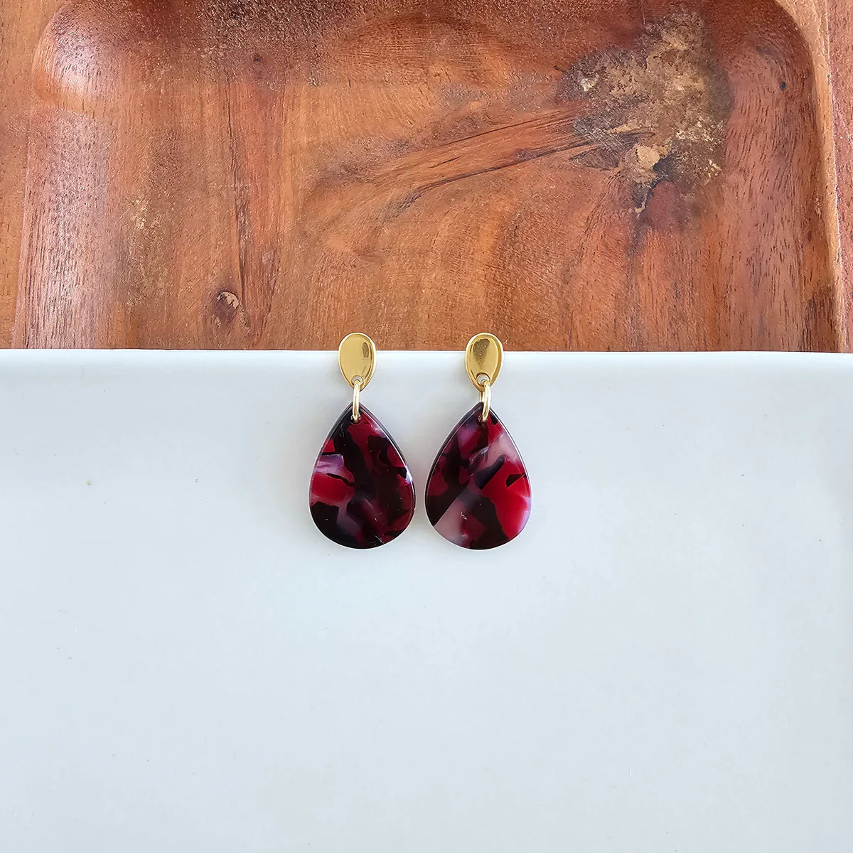 Leah Earrings Burgundy