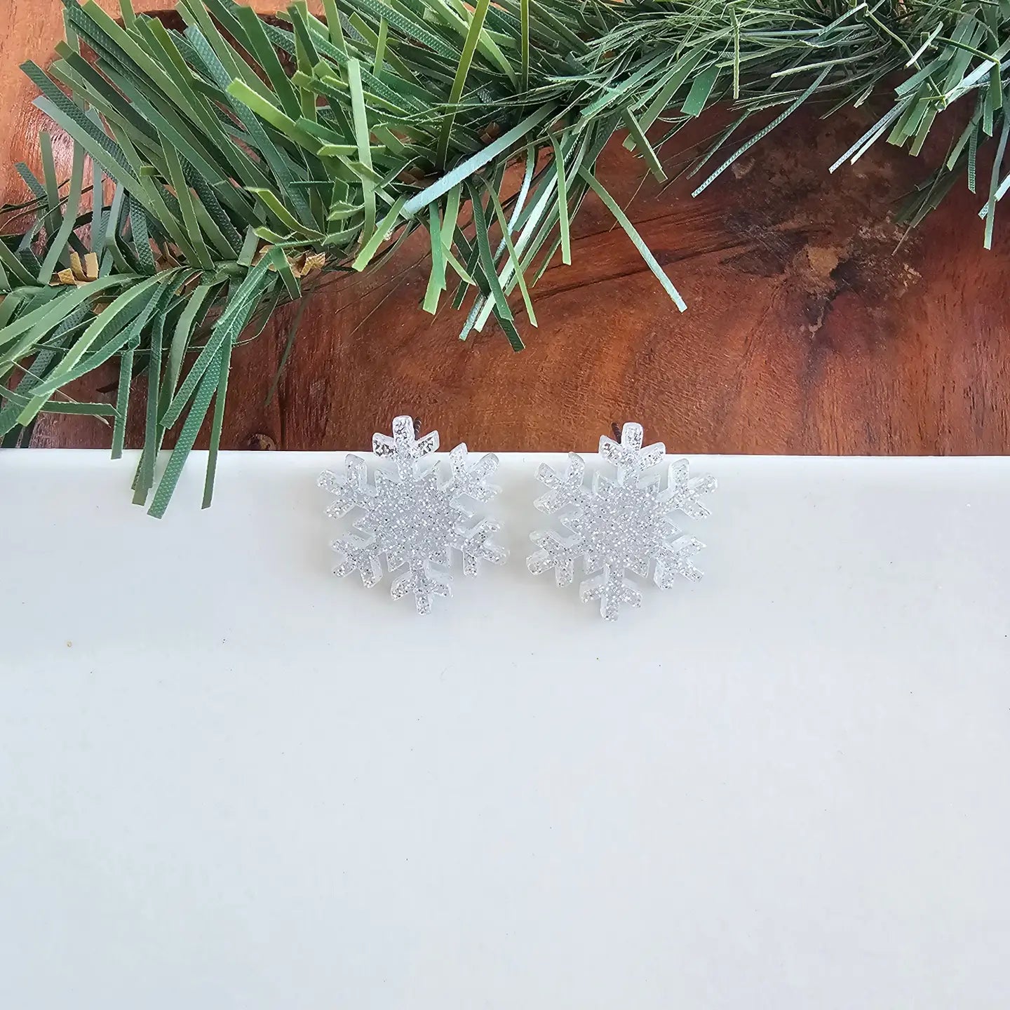 Snowflake Studs Silver Glitter